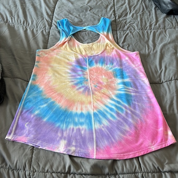 Hendrix Twist Tank -Zyia - Picture 4 of 5